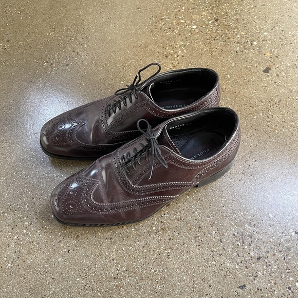 Florsheim Shoes Mens Size 8.5D Brown Leather Wingtip Brogue Dress Oxfords